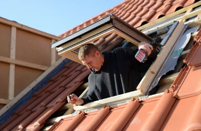 Pose de fenêtres de toit Velux à Martin-Église
